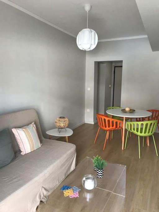 Kyparissia Cozy Flat - 5Mins Walking From Beach Apartment Екстериор снимка